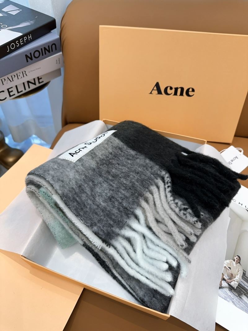 Acne Scarf